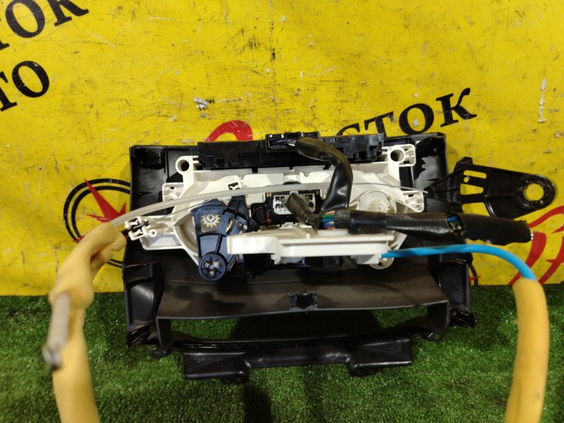 Блок управления климат-контролем, 300 рублей, Красноярск