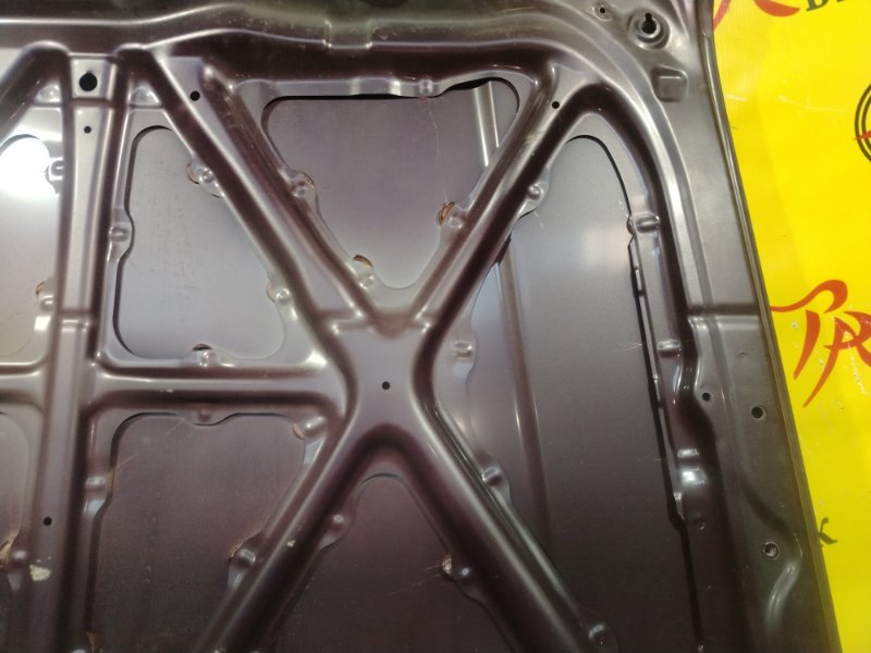 Капот, 2000 рублей, Красноярск