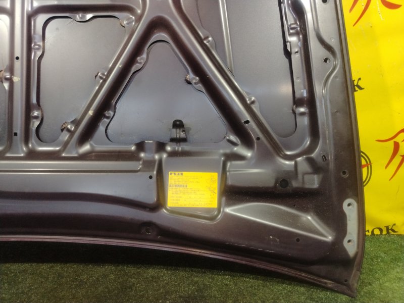 Капот, 2000 рублей, Красноярск