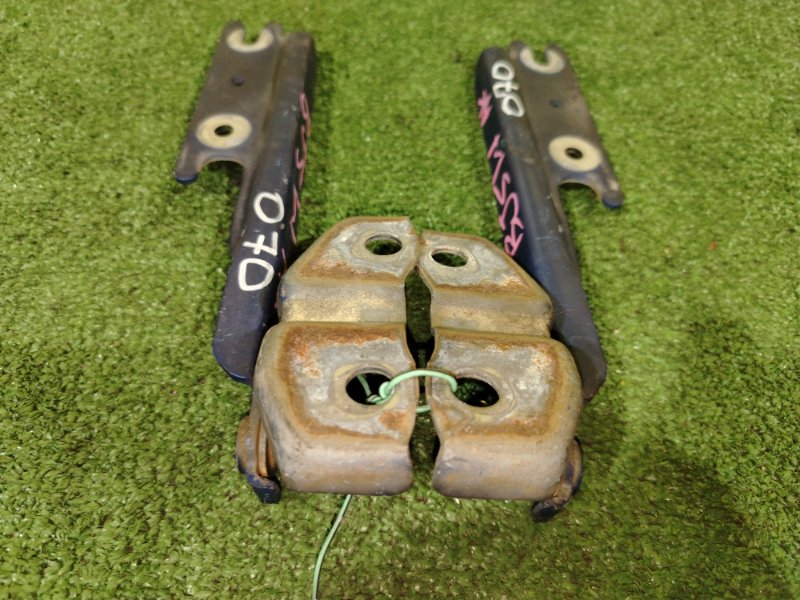 Петля капота, 300 рублей, Красноярск