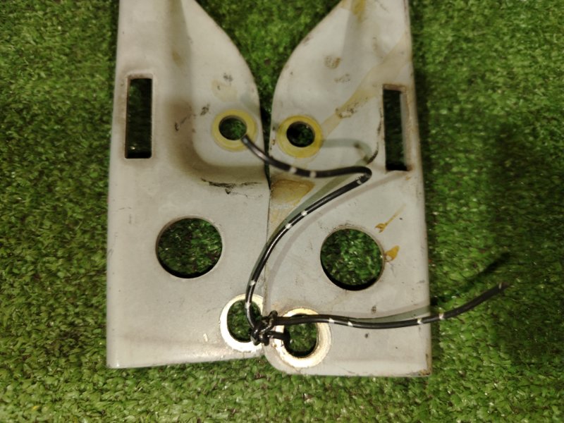 Петля капота, 300 рублей, Красноярск