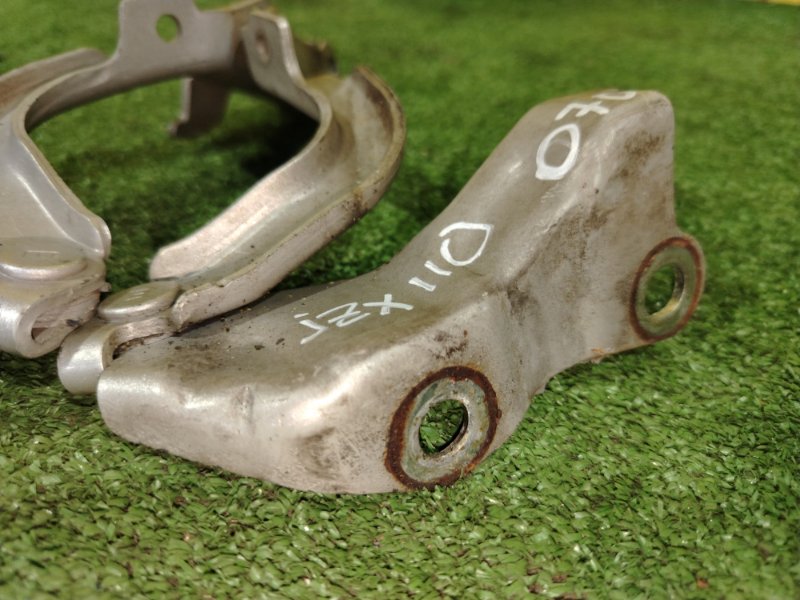 Петля капота, 300 рублей, Красноярск