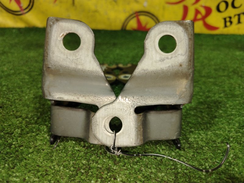 Петля капота, 1000 рублей, Красноярск