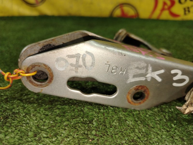 Петля капота, 300 рублей, Красноярск