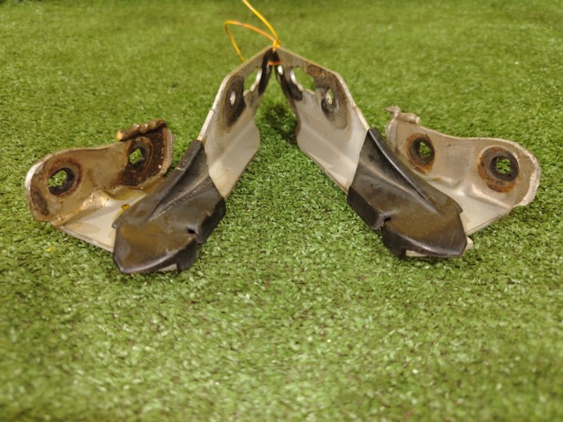 Петля капота, 300 рублей, Красноярск