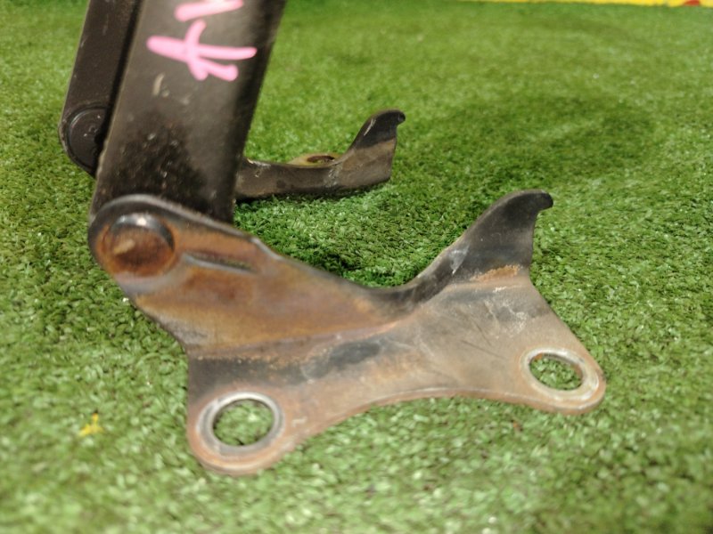 Петля капота, 200 рублей, Красноярск