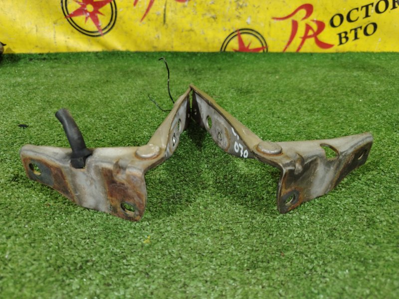 Петля капота, 300 рублей, Красноярск