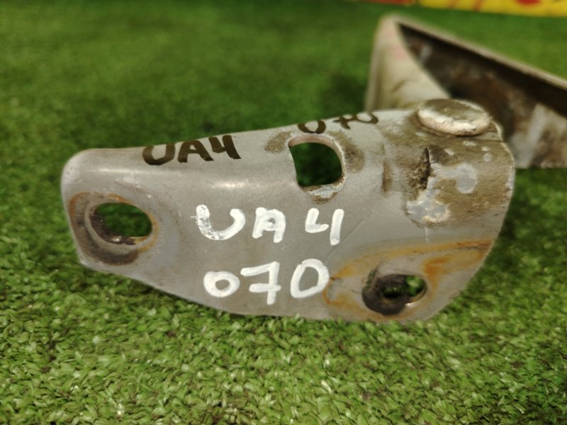 Петля капота, 300 рублей, Красноярск