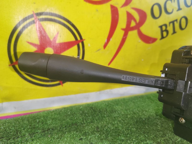 Подрулевой переключатель света, 500 рублей, Красноярск