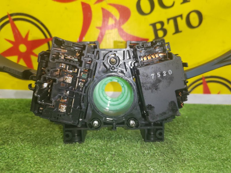 Подрулевой переключатель света, 500 рублей, Красноярск