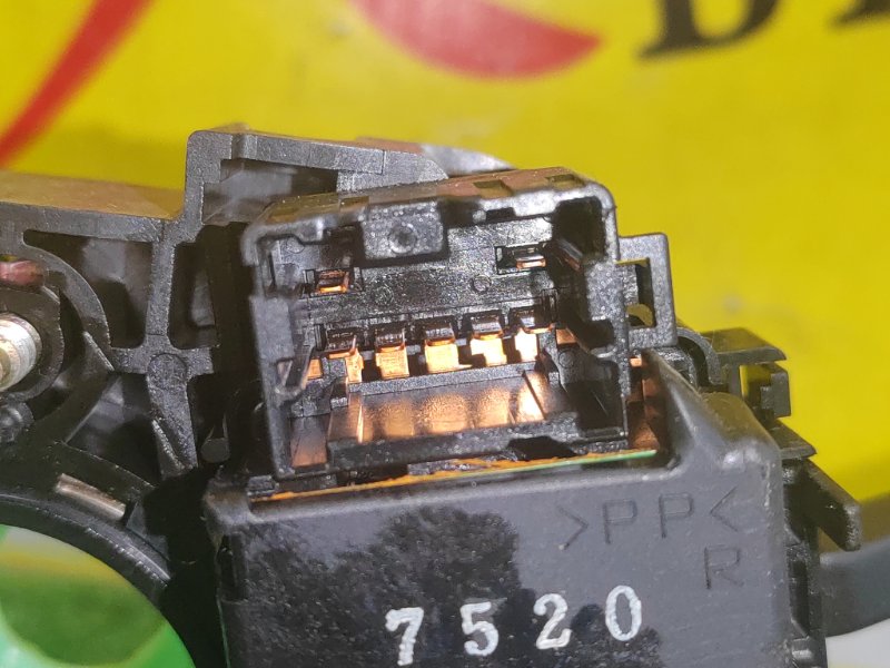 Подрулевой переключатель света, 500 рублей, Красноярск