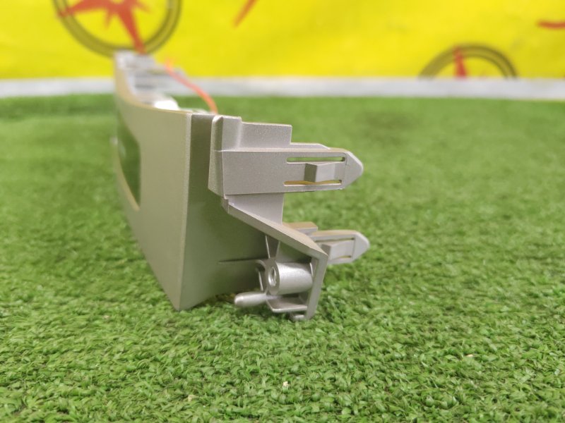 пластиковые детали салона, 300 рублей, Красноярск