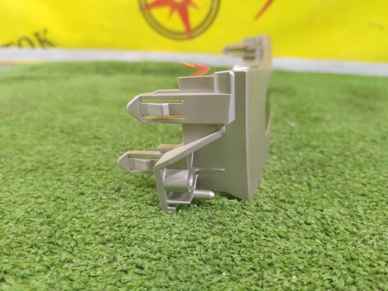 пластиковые детали салона, 300 рублей, Красноярск