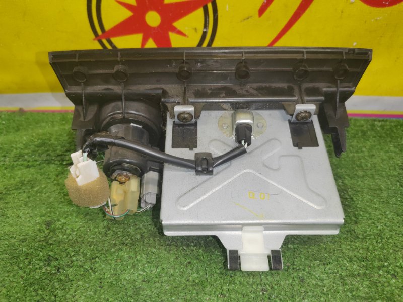 пластиковые детали салона, 2500 рублей, Красноярск