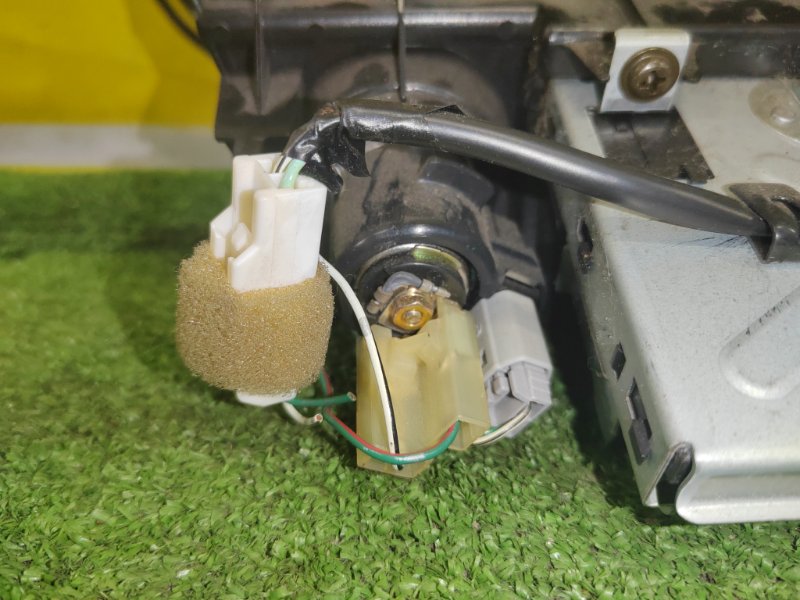 пластиковые детали салона, 2500 рублей, Красноярск