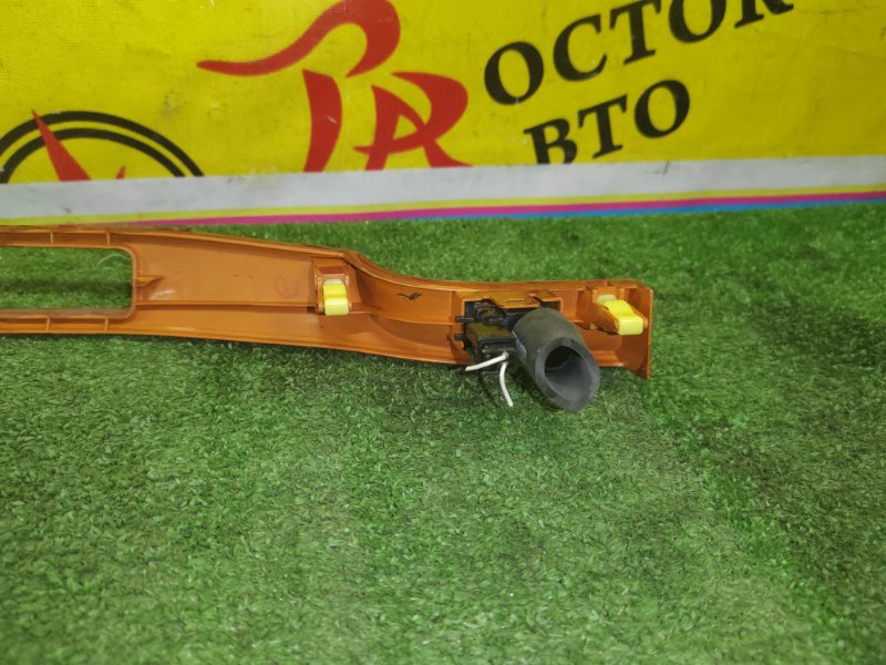 пластиковые детали салона, 2500 рублей, Красноярск