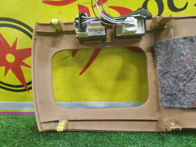 пластиковые детали салона, 2500 рублей, Красноярск