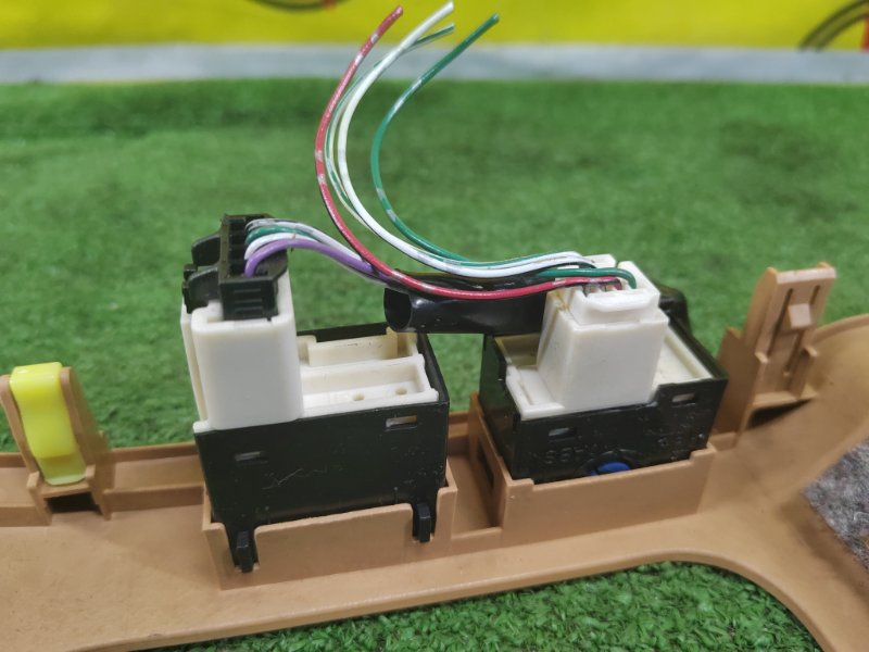 пластиковые детали салона, 2500 рублей, Красноярск