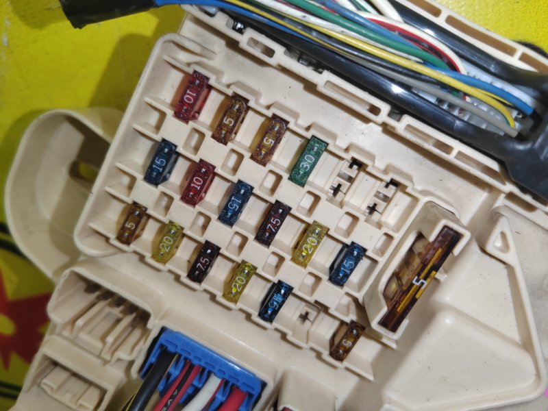 Блок предохранителей, 300 рублей, Красноярск