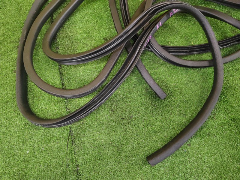 уплотнитель, 1000 рублей, Красноярск