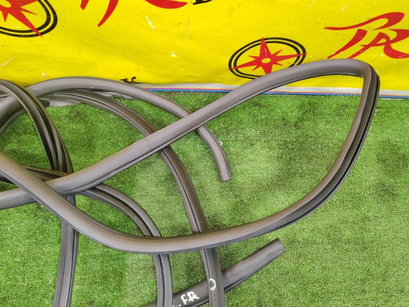 уплотнитель, 2000 рублей, Красноярск