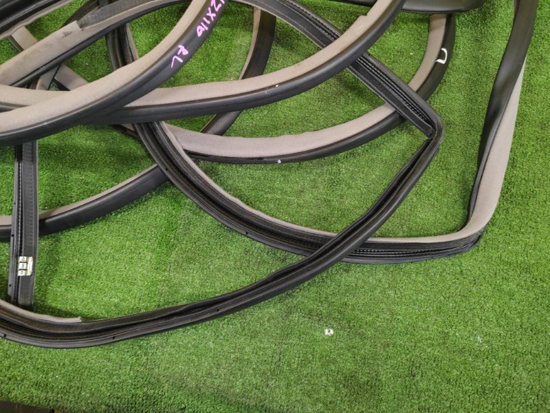 уплотнитель, 2000 рублей, Красноярск