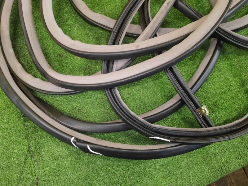 уплотнитель, 2000 рублей, Красноярск