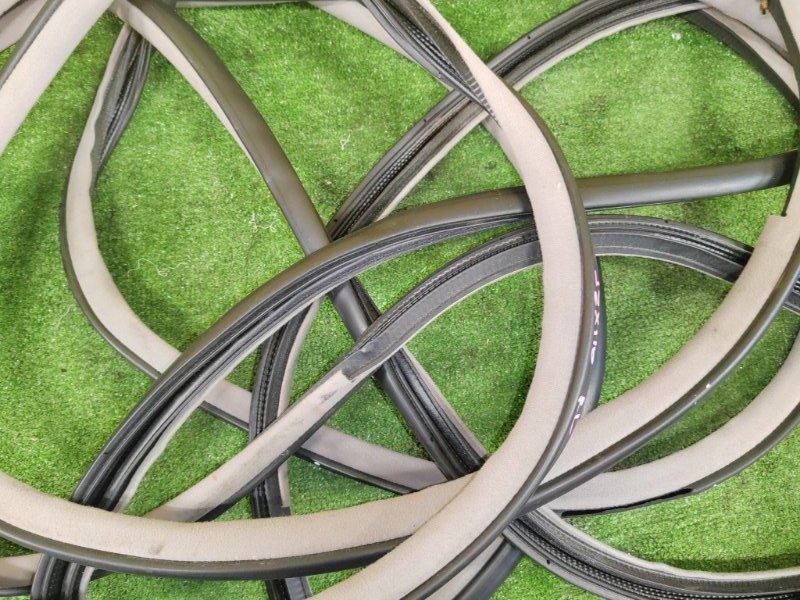 уплотнитель, 2000 рублей, Красноярск