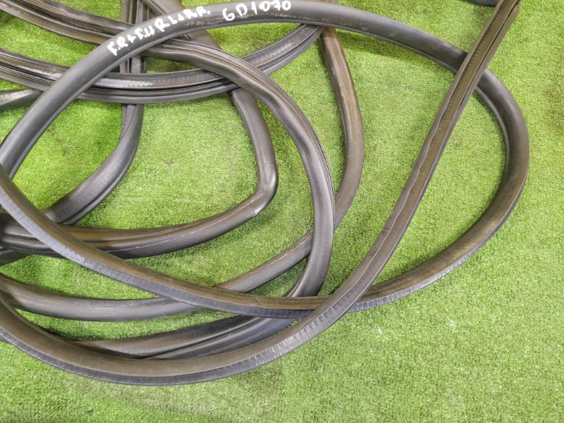 уплотнитель, 2000 рублей, Красноярск