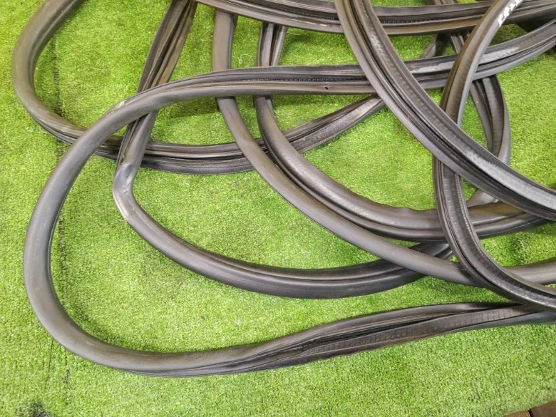 уплотнитель, 2000 рублей, Красноярск