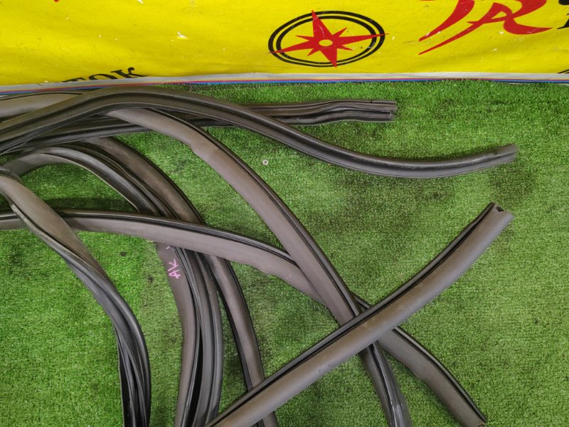 уплотнитель, 2000 рублей, Красноярск