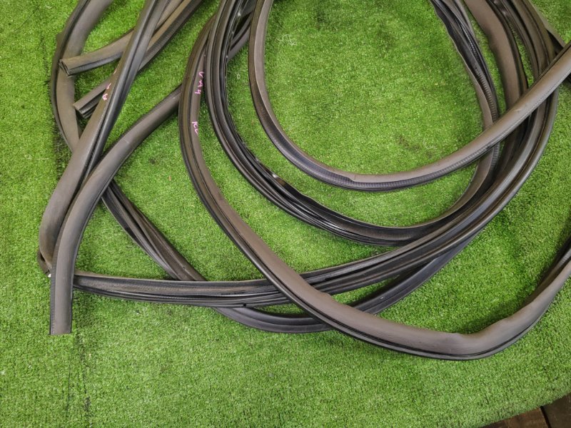 уплотнитель, 2000 рублей, Красноярск