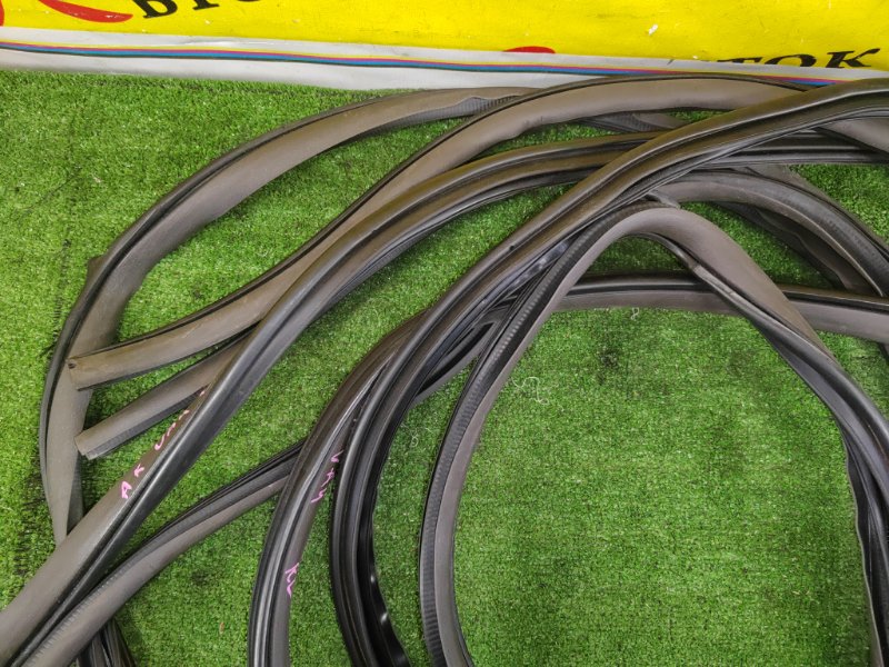 уплотнитель, 2000 рублей, Красноярск