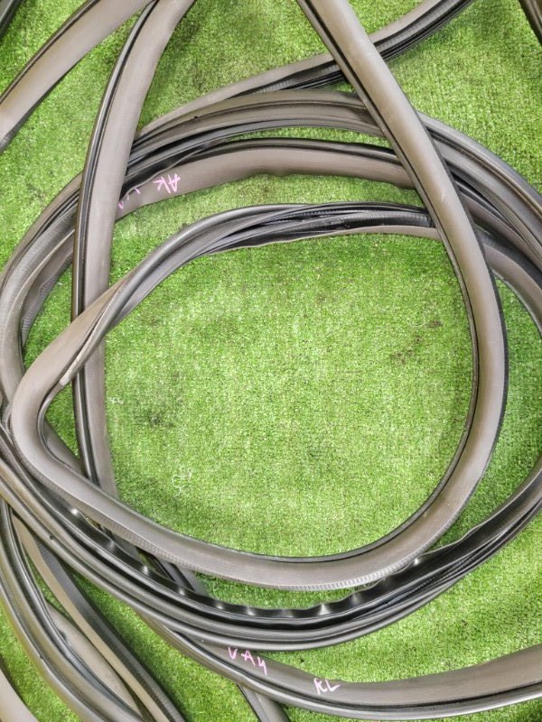 уплотнитель, 2000 рублей, Красноярск