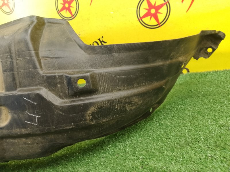 Подкрылок, 1000 рублей, Красноярск