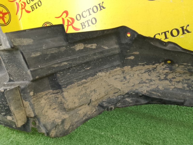 Подкрылок, 2000 рублей, Красноярск