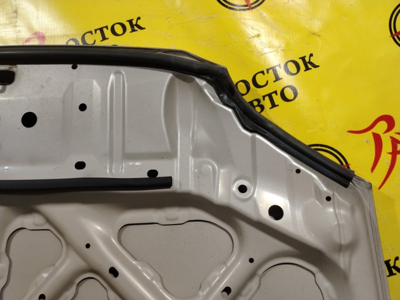 Капот, 5000 рублей, Красноярск