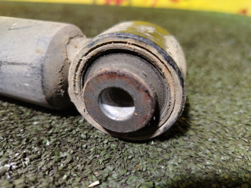 амортизатор, 1000 рублей, Красноярск