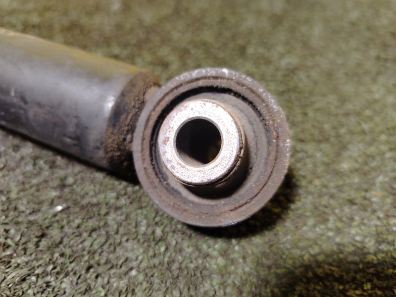 амортизатор, 1500 рублей, Красноярск