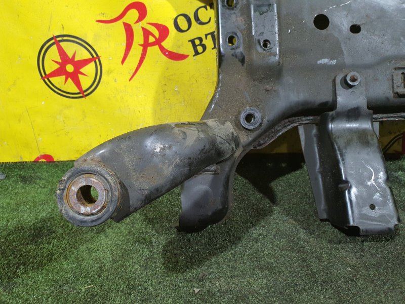 балка поперечная, 1000 рублей, Красноярск