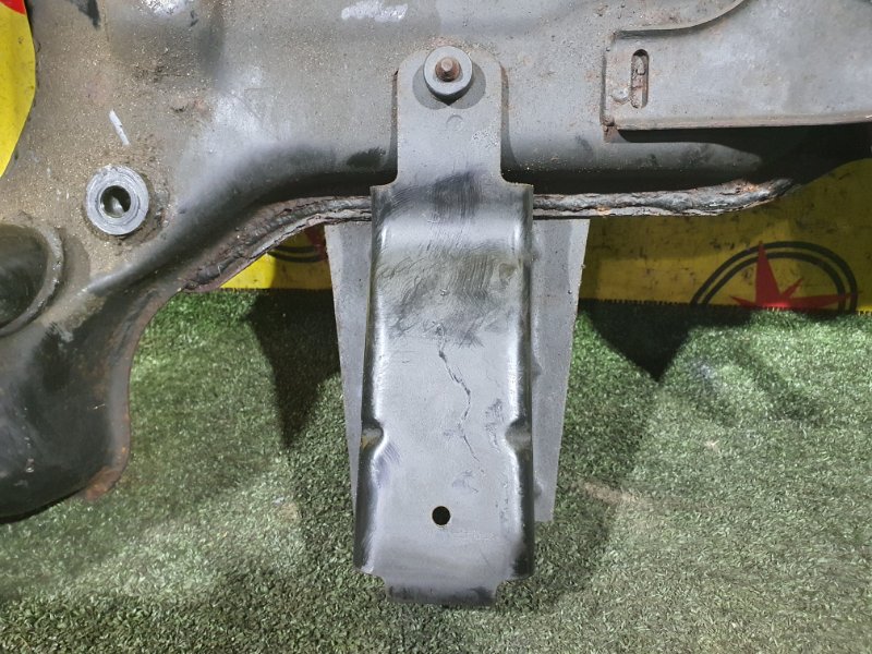 балка поперечная, 1000 рублей, Красноярск