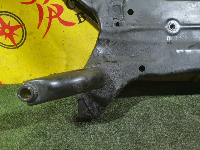 балка поперечная, 8500 рублей, Красноярск