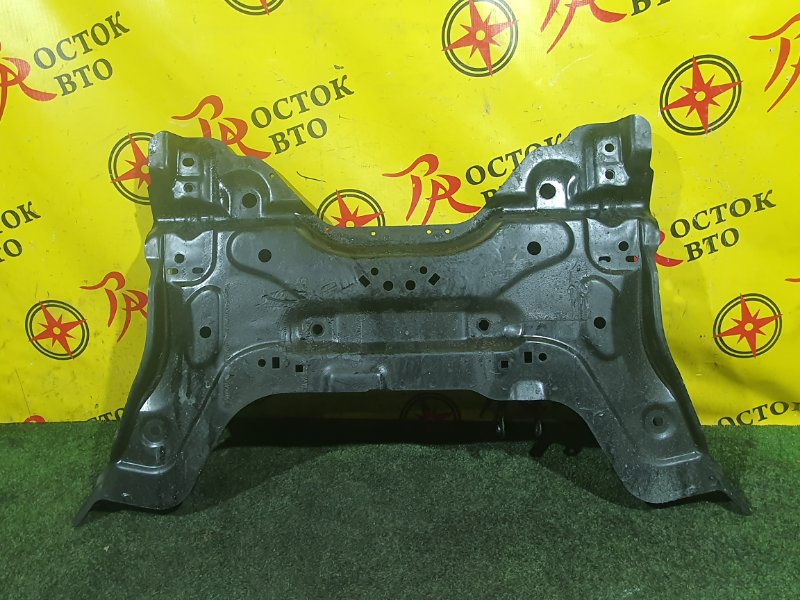 балка поперечная, 2000 рублей, Красноярск