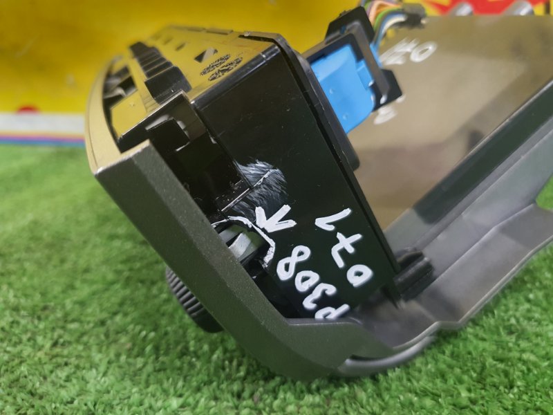 Блок управления климат-контролем, 1000 рублей, Красноярск