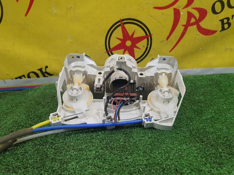 Блок управления климат-контролем, 100 рублей, Красноярск