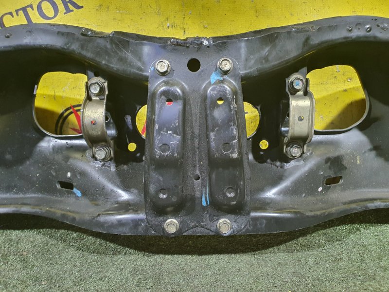 балка поперечная, 1000 рублей, Красноярск