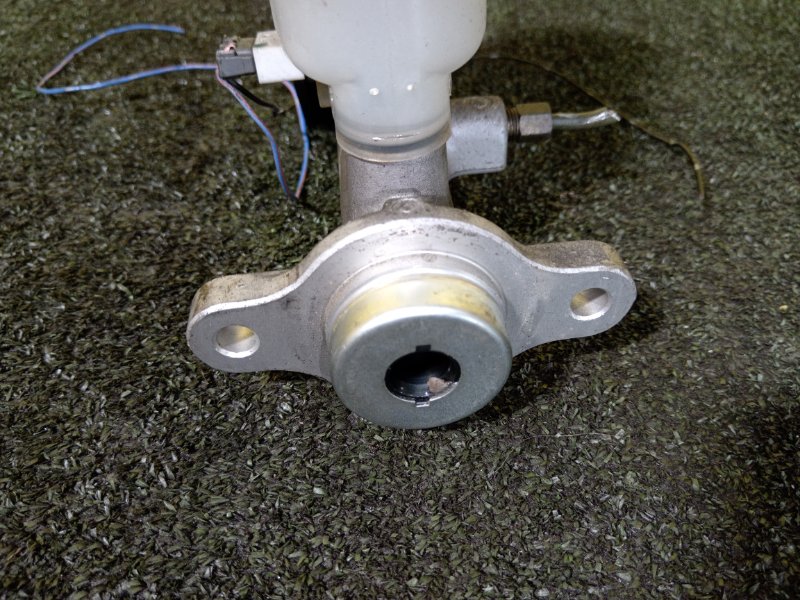 Главный тормозной цилиндр, 1000 рублей, Красноярск