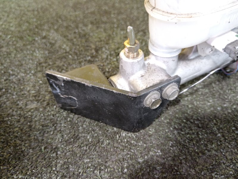 Главный тормозной цилиндр, 1000 рублей, Красноярск