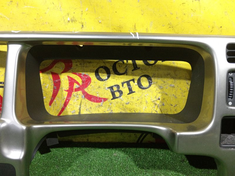 Консоль панели приборов, 800 рублей, Красноярск