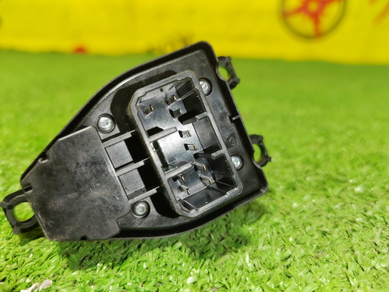 Блок управления зеркалами, 200 рублей, Красноярск